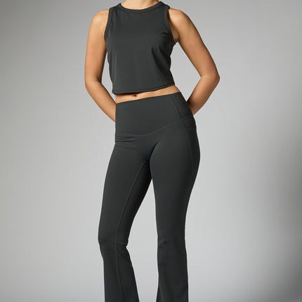 Wide Strap Activewear Tank Top With Breathable Comfort For Workouts